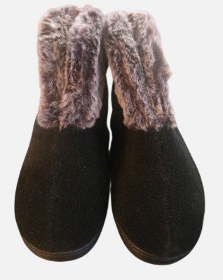 Acorn Black Boots Slip on Comfort Womens Size 6.5 - 7.5