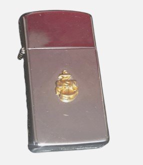 Share US Navy USN Zippo Lighter – 2004 IV – Compact Size – Needs Fuel
